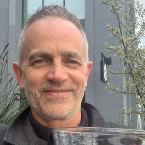 Meet your Posher, Marshall